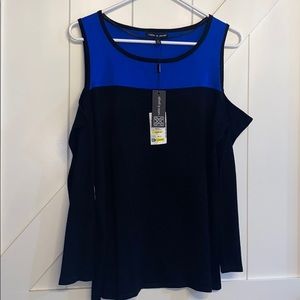 NWT Cable & Gauge cold shoulder top